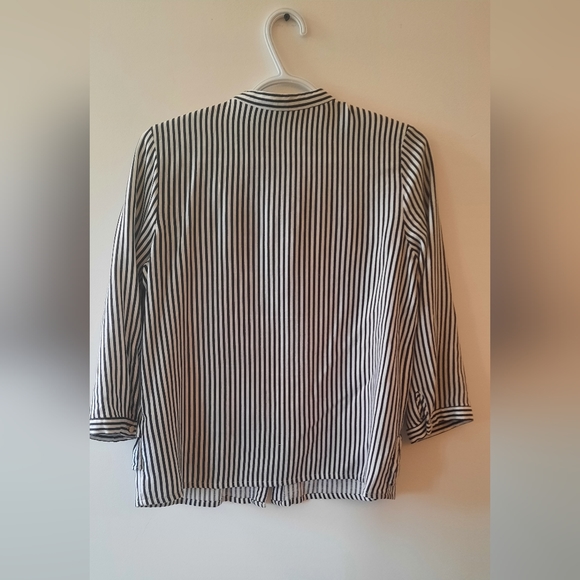 ZARA Basic Black and White Striped Blouse w/ Gold Luxury Buttons and Ruffles - Picture 4 of 6